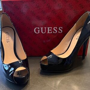Guess Glossy Black Patent Leather Pumps Peep Toe Heels